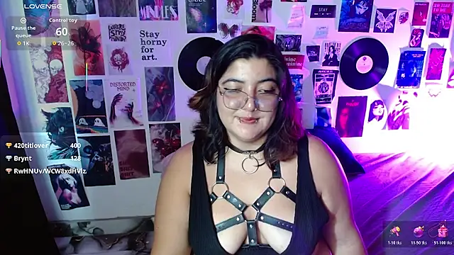 Roxy_f_w élő XXX-chatje