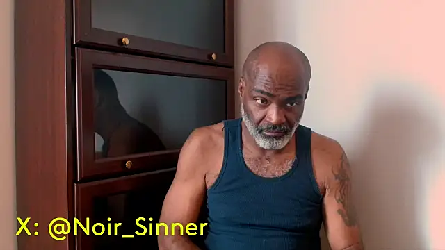 sinnernoir's Webcam Show