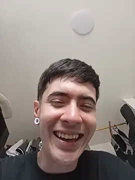 XXX chat uživo modela lio____