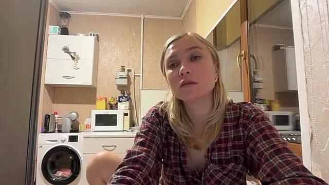 Онлайн чат XXX AngelJeni