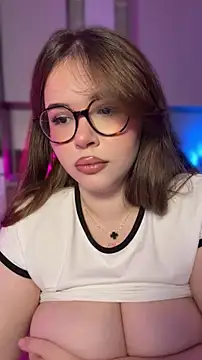 CutiePie3's Live XXX Chat
