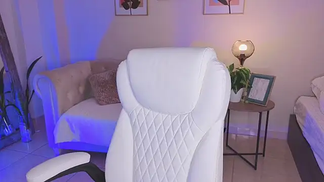 Živý XXX chat DahianaWalcott