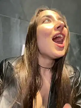 ICrazyOneIRL Webcam-Show