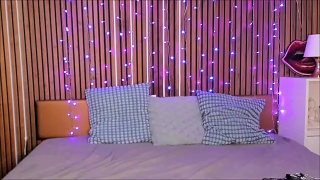Chat +18 de AshleyNova21 ao vivo