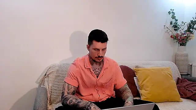 tyago_doll Chat XXX in diretta