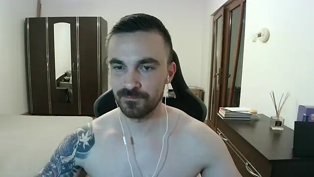 XXX chat uživo modela mu5clemania2