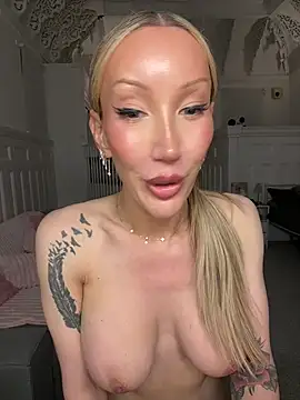 Allana29のライブXXXチャット