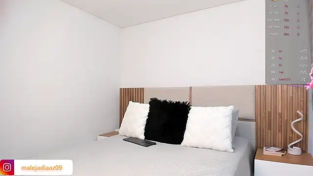MalejaDiaz_ Chat XXX live