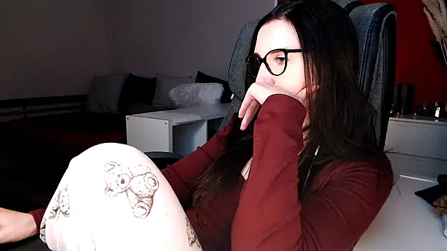 Alina_Lamour Chat XXX live
