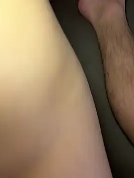 XXX chat uživo modela erokami36