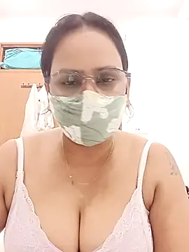 Payal-bhabhi07's Live XXX Chat