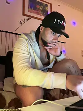 Mohdollmen Show in webcam