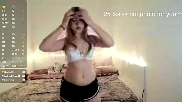 XXX chat uživo modela CucKuhta