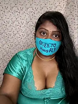 Tamil_Romantic_Saro's Live XXX Chat