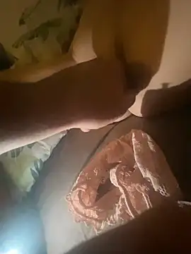 Sacrecoquine1613 Show Webcam