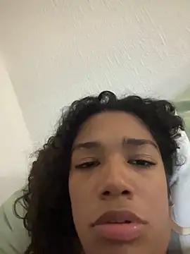 MikaScarlet webcam show