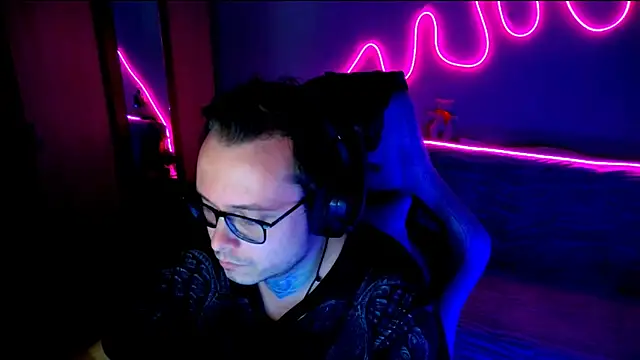 Webkamerová show MeLanXolik
