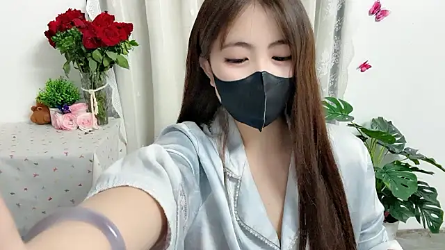 Amelia-babee Adlı Modelin Canlı XXX Sohbeti