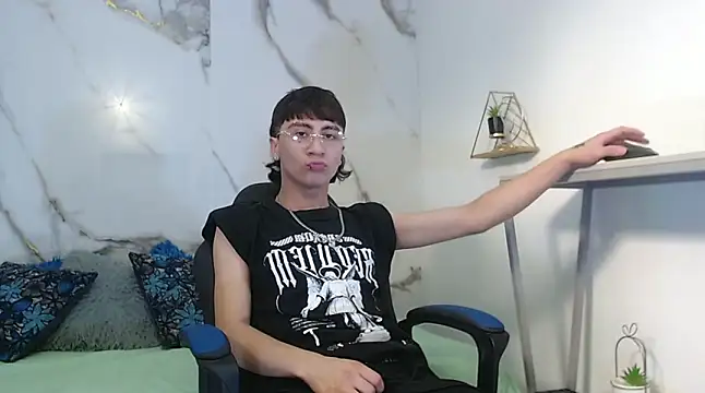 Show de XanderGrey8 na webcam
