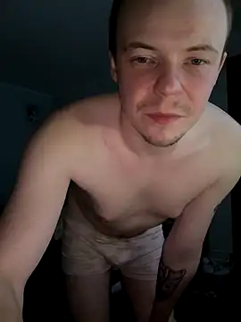 Show modela Twojsynek1997 na web-kameri