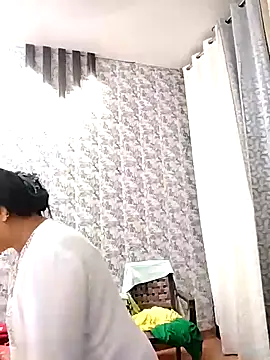 Cute-Janvi20 现场XXX聊天