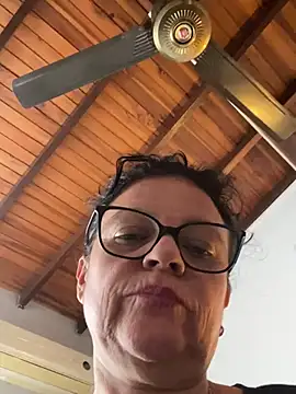 Sharongirl07's Live XXX Chat