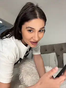 IrisBlues live XXX chat