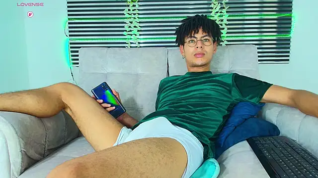 Chat XXX Live ThiiagoSaeenz