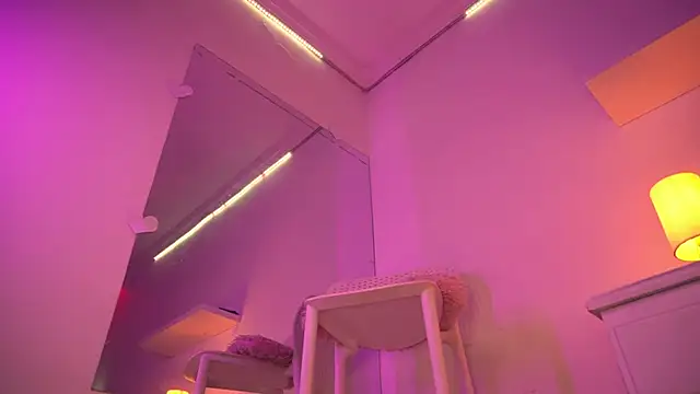 Gloomydolln Live XXX chat