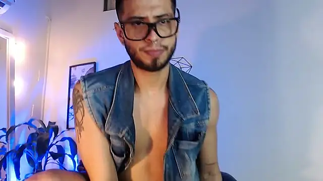 Colby_brown03 – Naživo XXX chat