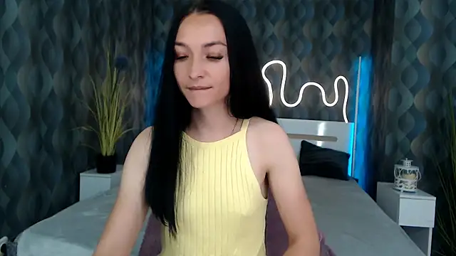 Yr_Shy_Bae: онлайн-секс-чат