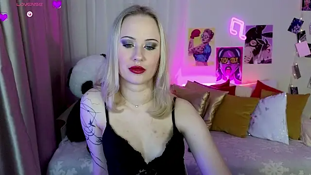 SashaBrooks Adlı Modelin Canlı XXX Sohbeti