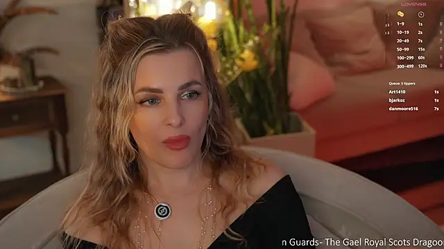 عرض كام Lady--M