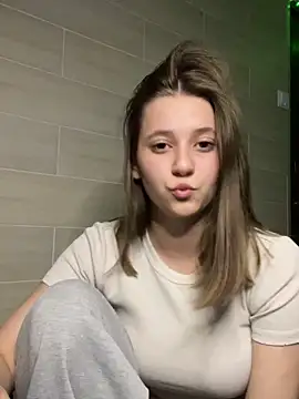 Chat +18 de Blossom_Emily ao vivo