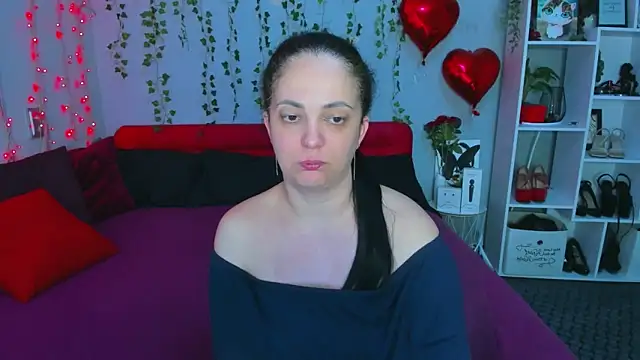 DarlingMilf Chat XXX in diretta