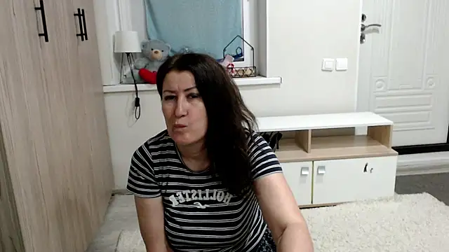 Živý XXX chat increible_della
