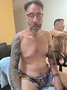 Show de Tiojhonny na webcam