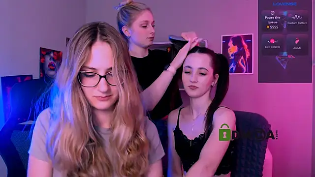 mary_meow_hot's Webcam Show