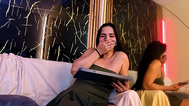 Andrea_Elegance_pm Chat XXX in diretta