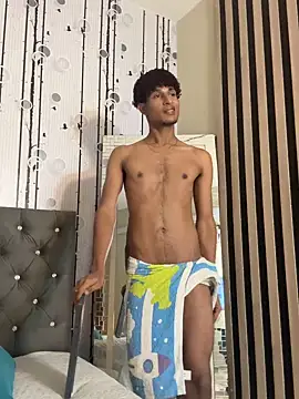 Show modela Alex_Bloom na web-kameri