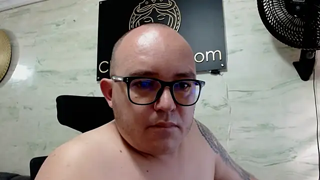 Živý XXX chat maximo_daddy