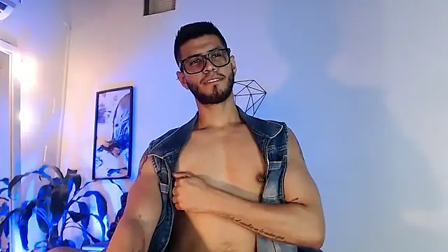 Colby_brown03's Webcam Show