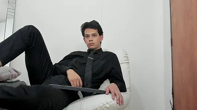 elijah_stoone Adlı Modelin Web Kamerası Şovu