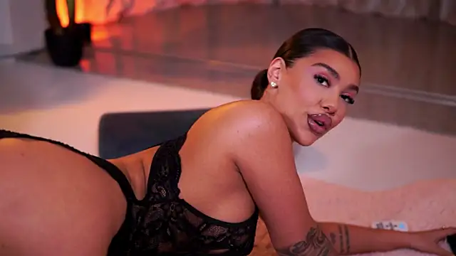 NatyDesiree webcam show
