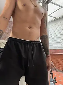 AlphaMasterXxx Obrolan Langsung XXX