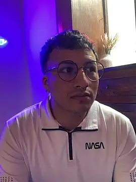Dereck_Klain Show Webcam