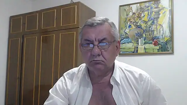 machomale3 Adlı Modelin Canlı XXX Sohbeti