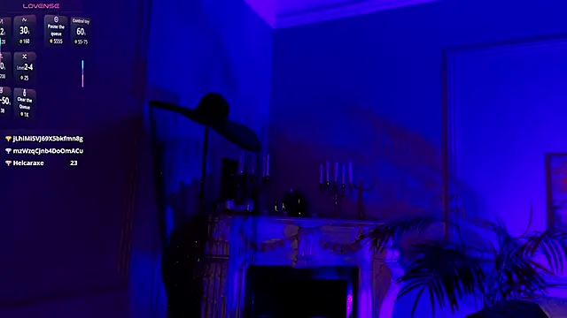 Kelly_Woods 现场XXX聊天