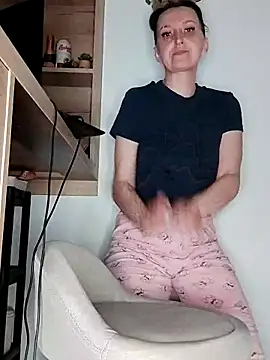 Goddessm00n1's Live XXX Chat