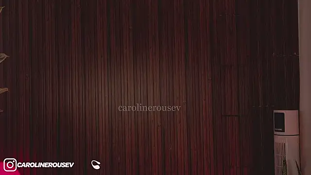 carolinerousev 现场XXX聊天